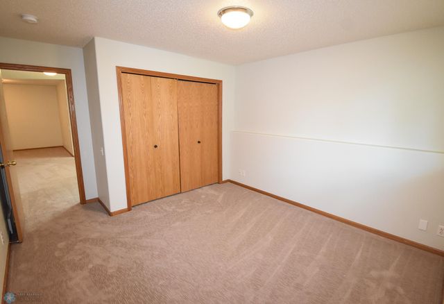 1729 49th Street S, Fargo, ND 58103