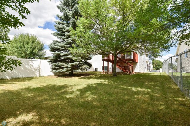 1729 49th Street S, Fargo, ND 58103