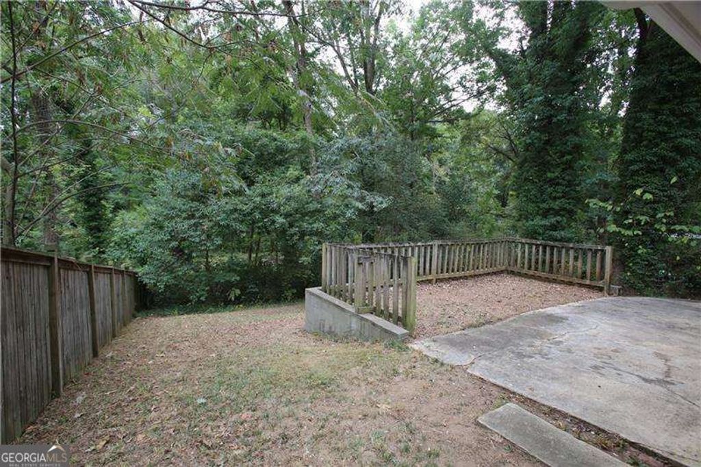 3093 Thrasher Circle, Decatur, GA 30032 — photo 5
