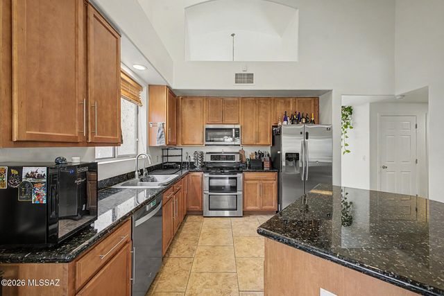 10454 E Rita Ranch Crossing Circle, Tucson, AZ 85747