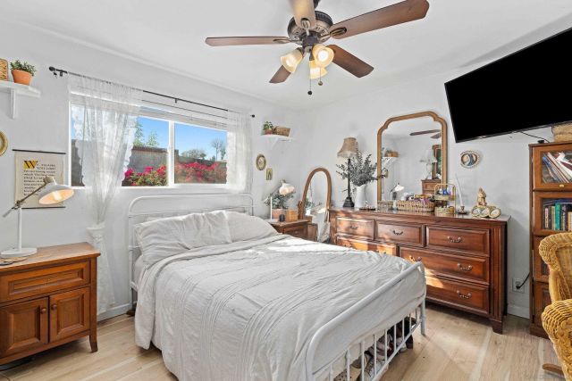 9750 Ivanho St, Spring Valley, CA 91977