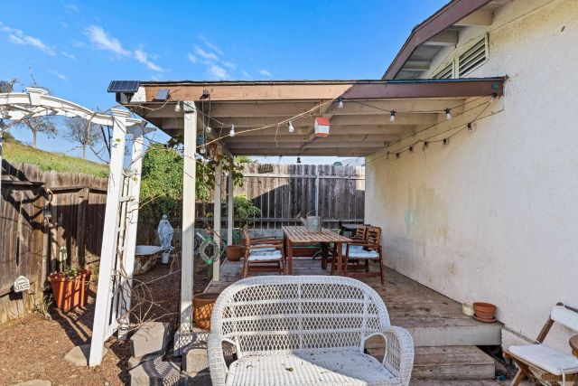 9750 Ivanho St, Spring Valley, CA 91977