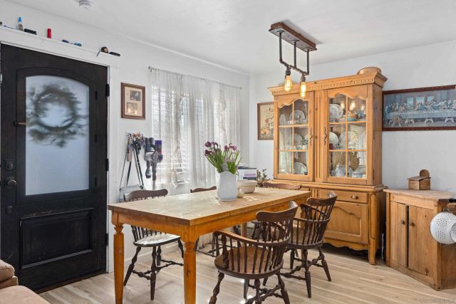 9750 Ivanho St, Spring Valley, CA 91977