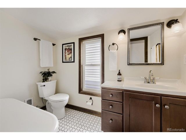 3333 W 37th Ave, Denver, CO 80211