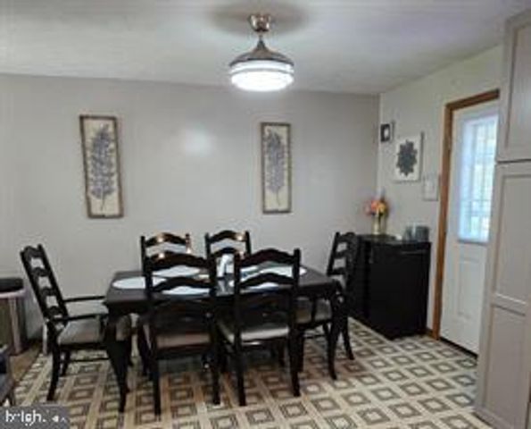 1047 CELESTE DRIVE, Shippensburg, PA 17257