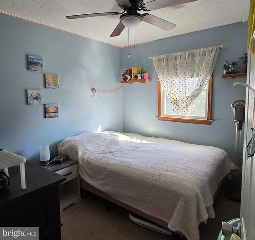 1047 CELESTE DRIVE, Shippensburg, PA 17257