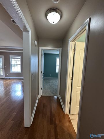 1797 Ready Section Road, Toney, AL 35773