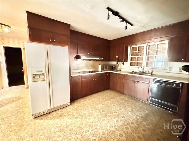 412 Arlington Street, Savannah, GA 31419