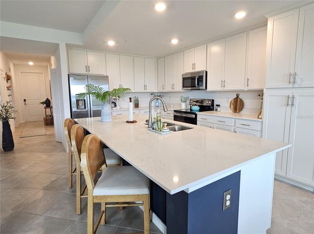 12180 WELLEN GOLF STREET 207, Venice, FL 34293