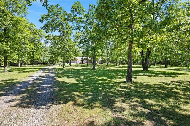 13985 SR 124, Russellville, AR 72802