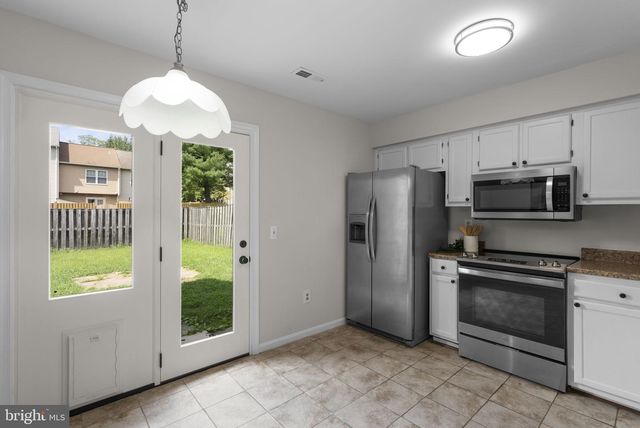 9611 HINGSTON DOWNS, Columbia, MD 21046