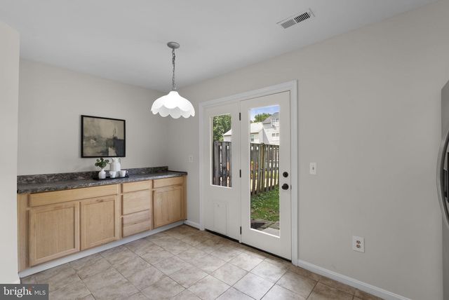9611 HINGSTON DOWNS, Columbia, MD 21046