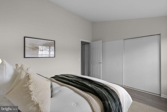 9611 HINGSTON DOWNS, Columbia, MD 21046