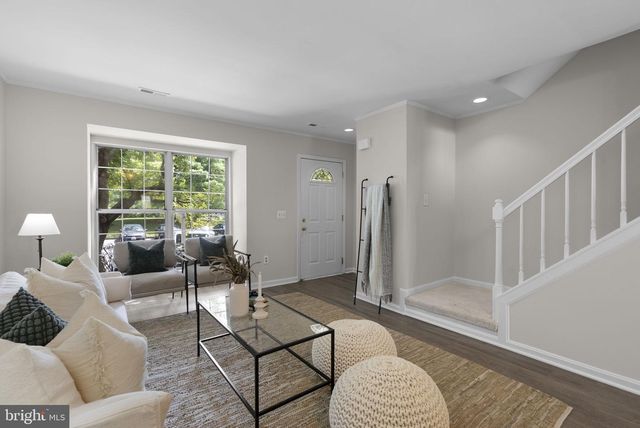 9611 HINGSTON DOWNS, Columbia, MD 21046