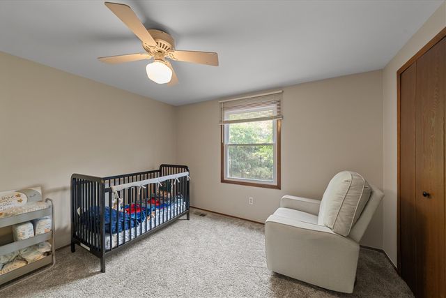 25872 Hunt Club Boulevard, Farmington, MI 48335