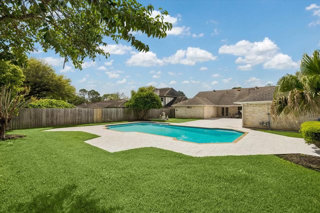 3122 Peach Tree Lane, Missouri City, TX 77459