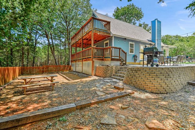 343 Plantation Avenue, Pottsboro, TX 75076