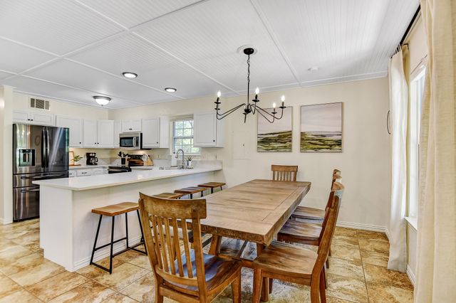 343 Plantation Avenue, Pottsboro, TX 75076