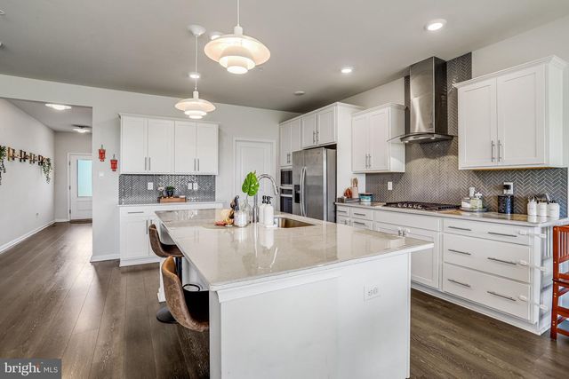 504 CARROLL WALK AVE, Frederick, MD 21701