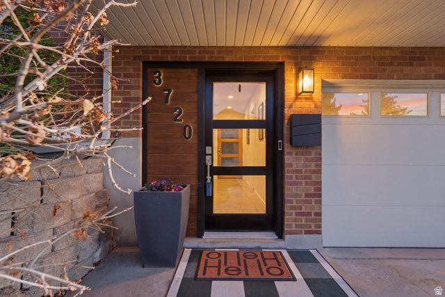 3720 E YOSEMITE DR, Salt Lake City, UT 84109