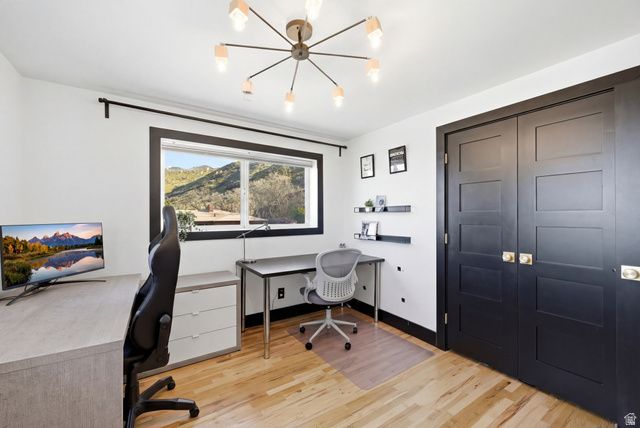 3720 E YOSEMITE DR, Salt Lake City, UT 84109