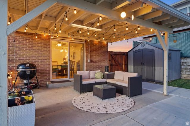 3720 E YOSEMITE DR, Salt Lake City, UT 84109