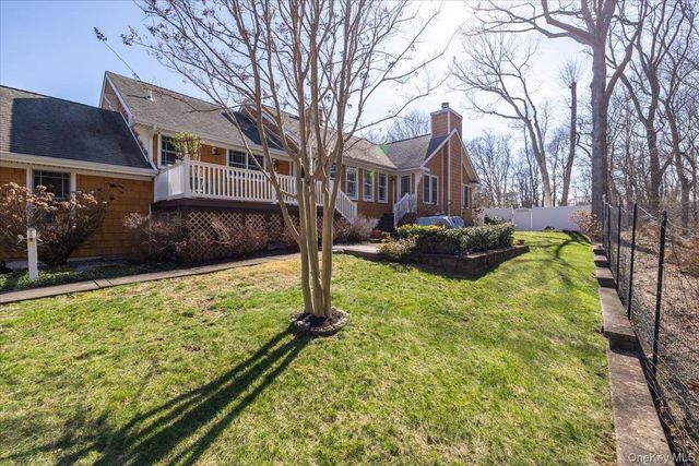 14 Cedar Street, Wading River, NY 11792