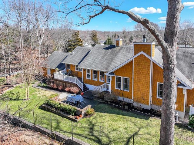 14 Cedar Street, Wading River, NY 11792