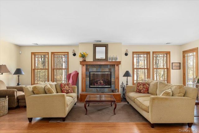 14 Cedar Street, Wading River, NY 11792