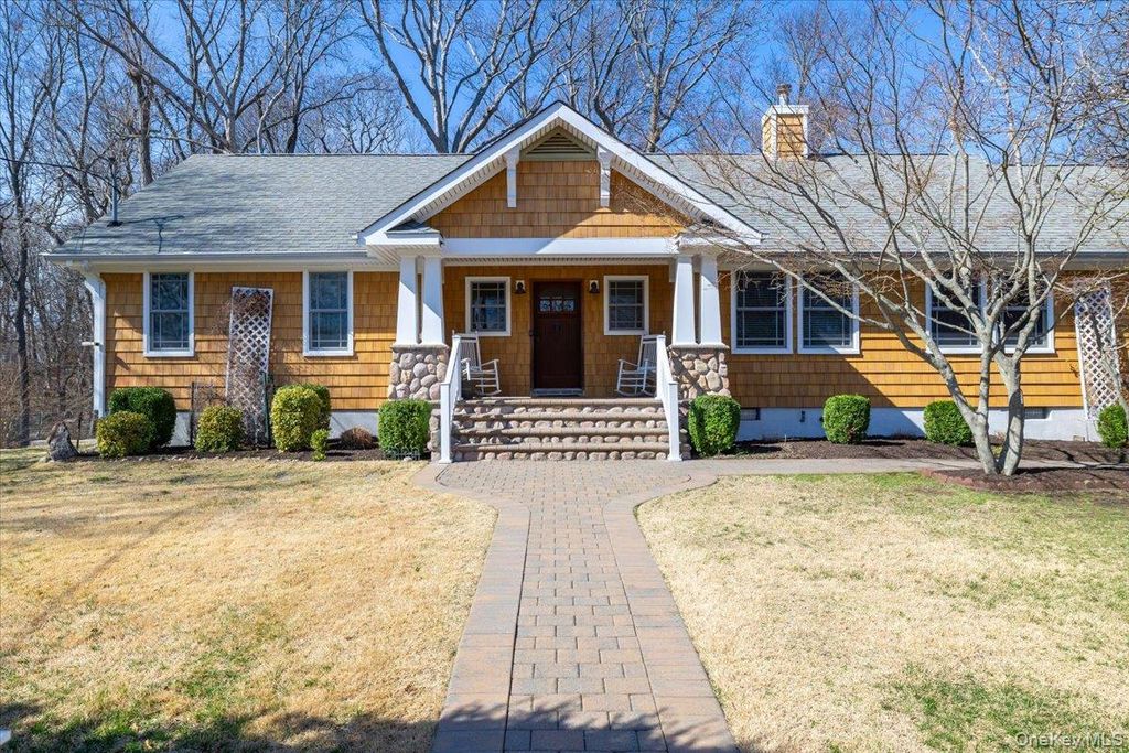 14 Cedar Street, Wading River, NY 11792
