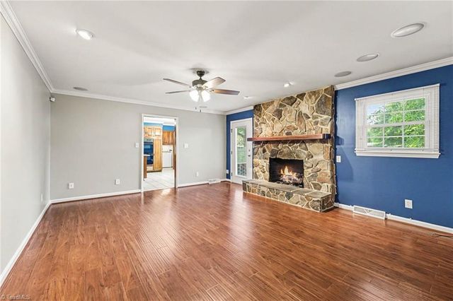 8025 Reynolda Road, Pfafftown, NC 27040