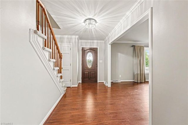 8025 Reynolda Road, Pfafftown, NC 27040