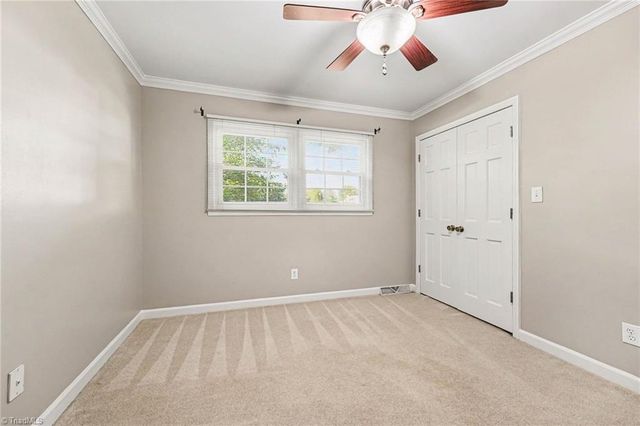 8025 Reynolda Road, Pfafftown, NC 27040