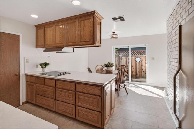 2069 Mayfield Avenue, San Jose, CA 95130