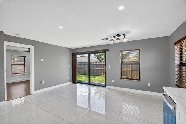 4944 Mcconnell Street, Lake Worth, FL 33463