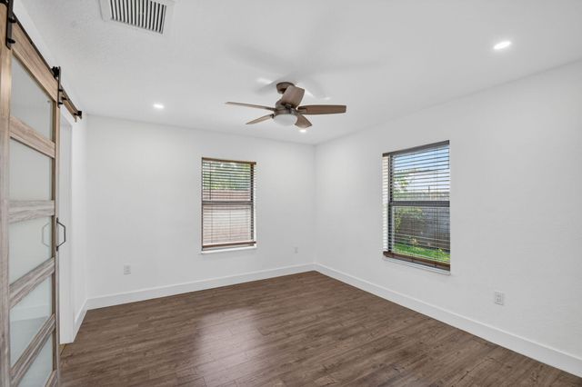 4944 Mcconnell Street, Lake Worth, FL 33463