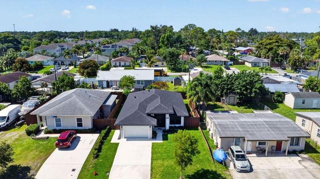 4944 Mcconnell Street, Lake Worth, FL 33463