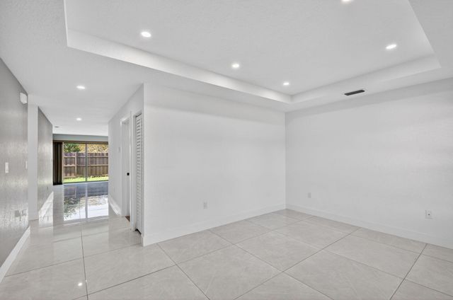 4944 Mcconnell Street, Lake Worth, FL 33463