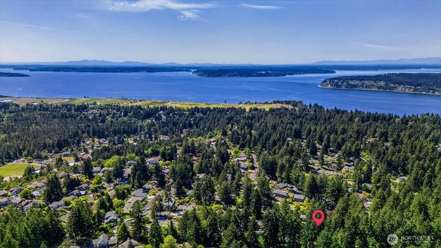 4809 88th Avenue Ct W, University Place, WA 98467
