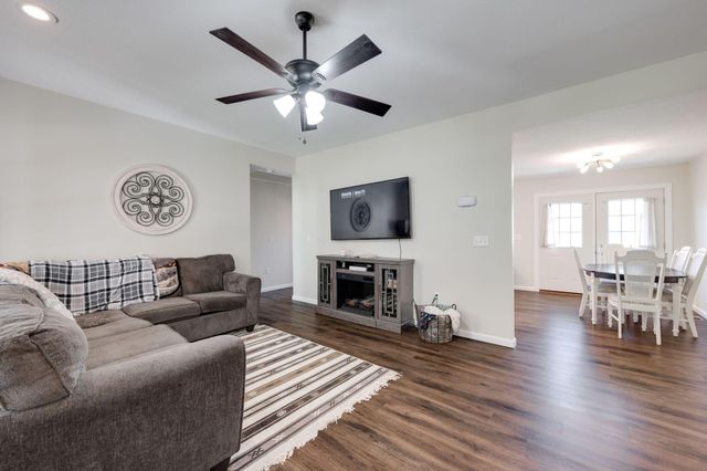 511 Black Mountain Road, Dunlap, TN 37327