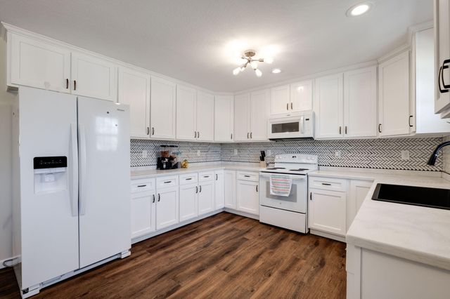 511 Black Mountain Road, Dunlap, TN 37327