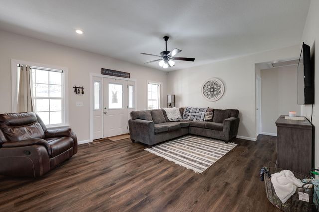 511 Black Mountain Road, Dunlap, TN 37327