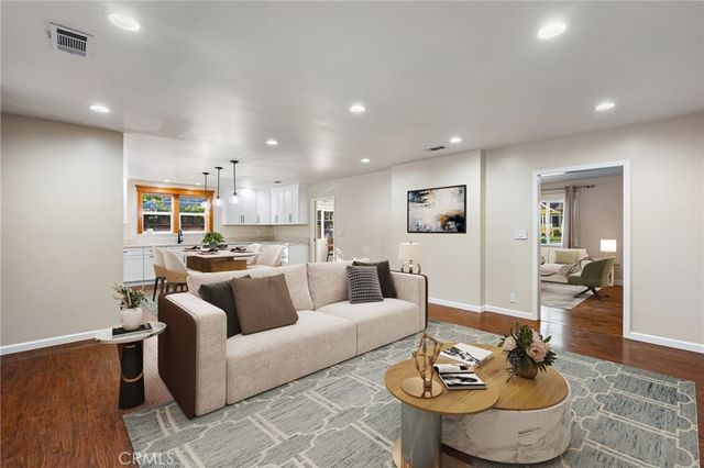 2532 5th Street, La Verne, CA 91750