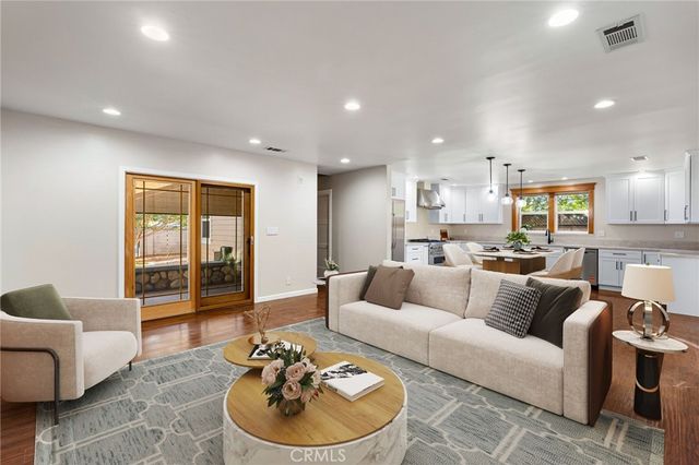 2532 5th Street, La Verne, CA 91750