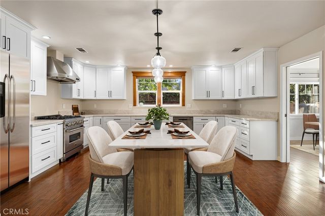 2532 5th Street, La Verne, CA 91750