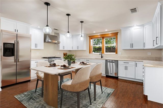 2532 5th Street, La Verne, CA 91750