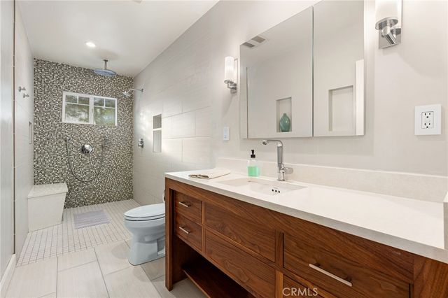 2532 5th Street, La Verne, CA 91750