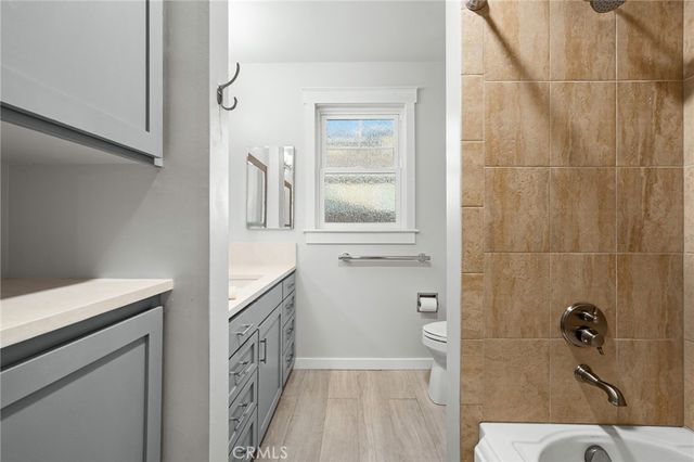 2532 5th Street, La Verne, CA 91750