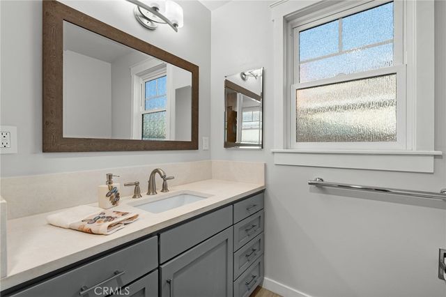 2532 5th Street, La Verne, CA 91750