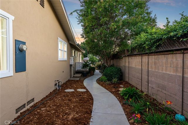 2532 5th Street, La Verne, CA 91750
